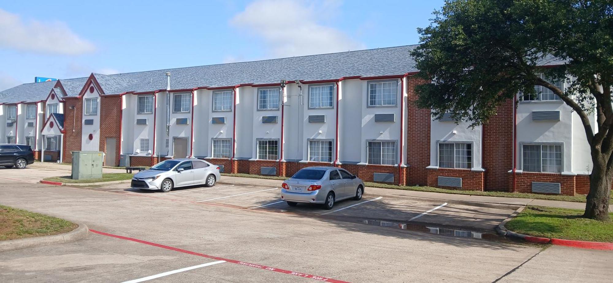 Red Roof Inn & Suites Euless - Dfw Airport Southwest Екстер'єр фото